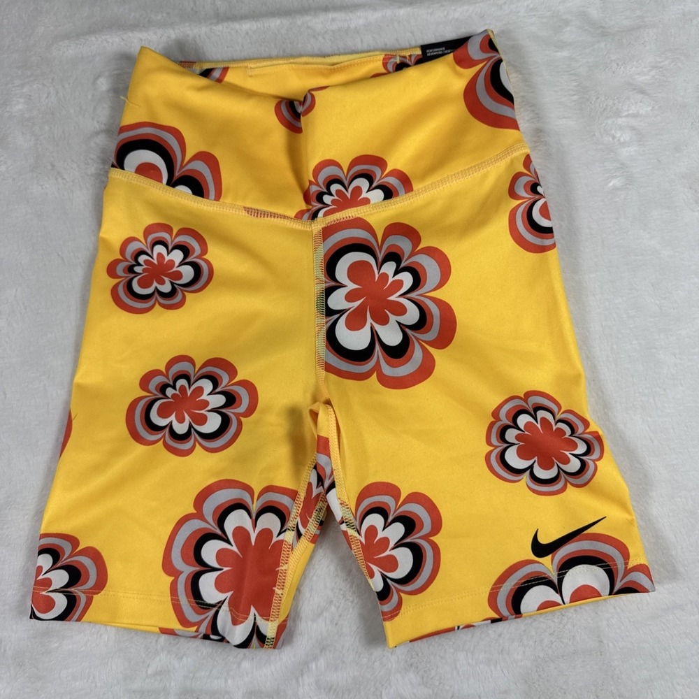 Nike One Womens Recreation Club Biker Shorts Yellow Floral Dri-FIT 7in XS DJ5355